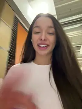 Snapshot of barbiehumpxxx chatting on 2, 3, 2025 barbiehumpxxx online show from 2, 3, 2025