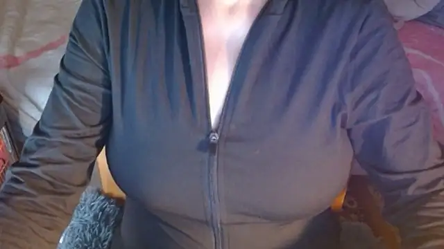 MysteryLadyxXx online show from 6, 2, 2026