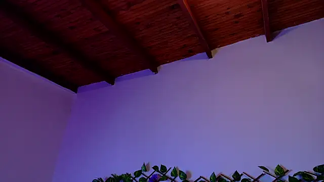 annie barozzi online show from 10, 10, 2025