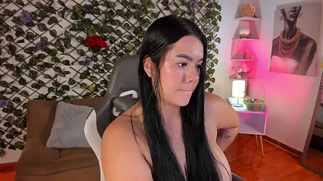 Snapshot of annie_barozzi chatting on 21, 3, 2025 annie barozzi online show from 21, 3, 2025