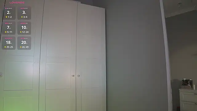 -JuicyMolly- online show from 19, 9, 2025