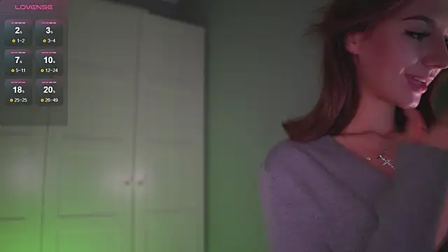 -JuicyMolly- online show from 28, 10, 2025