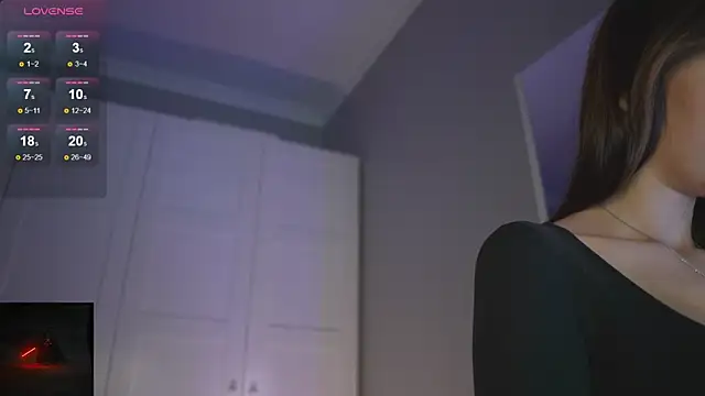 -JuicyMolly- online show from 1, 12, 2025