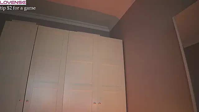 -JuicyMolly- online show from 15, 6, 2026