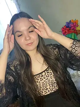 Var Kiss online show from 19, 3, 2025
