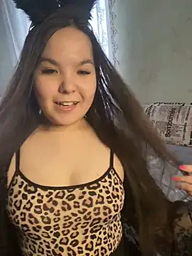 Var Kiss online show from 8, 3, 2025