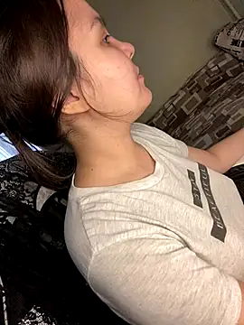 Var Kiss online show from 2, 12, 2025