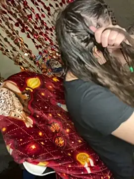 Var Kiss online show from 9, 4, 2026