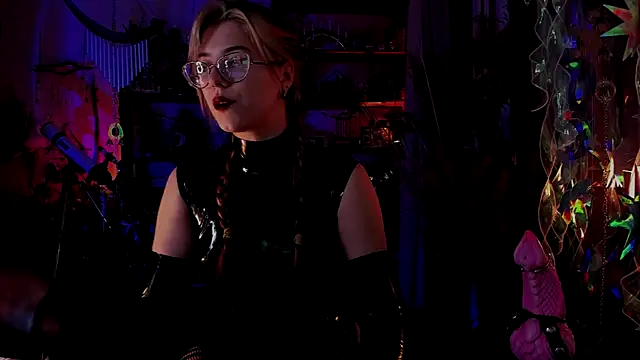 Scarlett Wanner online show from 15, 12, 2024