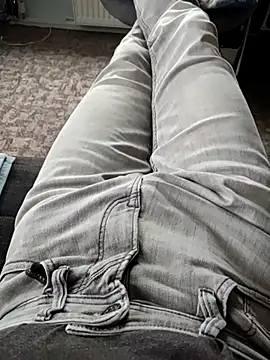 Snapshot of kiam471 chatting on 28, 10, 2025 kiam471 online show from 28, 10, 2025