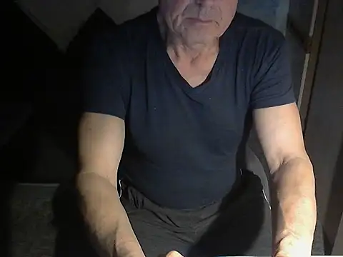 Snapshot of kiam471 chatting on 21, 1, 2025 kiam471 online show from 21, 1, 2025