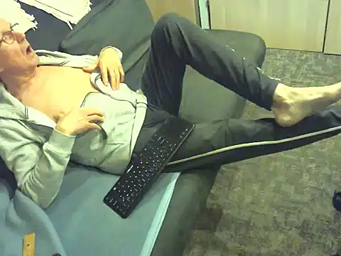 kiam471 online show from 25, 2, 2026