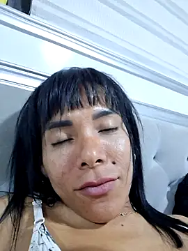 Doll Loren online show from 8, 3, 2025