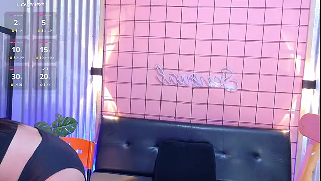 mensia hernandz online show from 20, 12, 2025