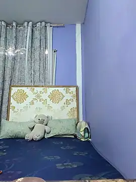 lady kim boner online show from 13, 4, 2026