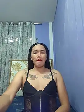 lady kim boner online show from 17, 12, 2025