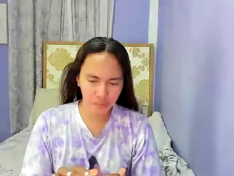 lady kim boner online show from 12, 10, 2025