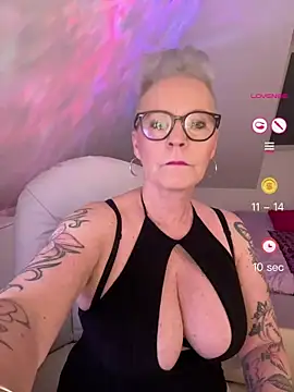 German Milf online show from 6, 5, 2026