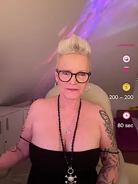 German Milf online show from 24, 5, 2026