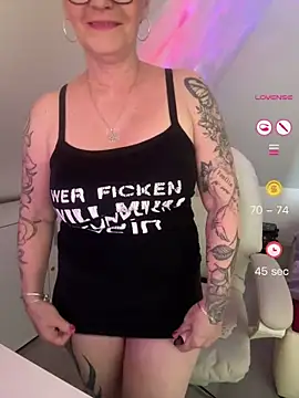 German Milf online show from 2, 6, 2026