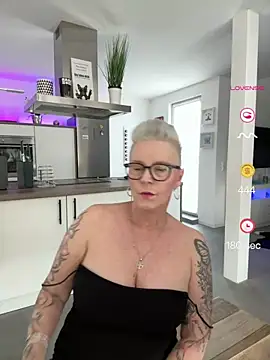 German Milf online show from 9, 5, 2026