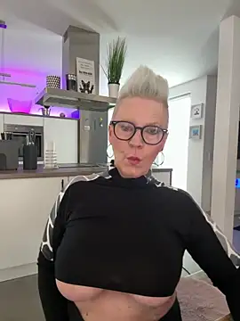 German Milf online show from 14, 5, 2026