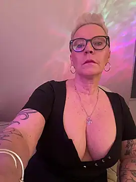 German Milf online show from 17, 3, 2026