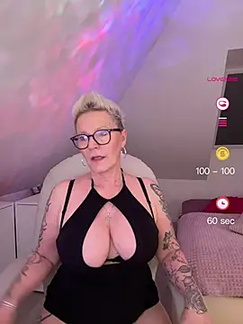 German Milf online show from 27, 4, 2026