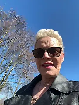 German Milf online show from 19, 3, 2025