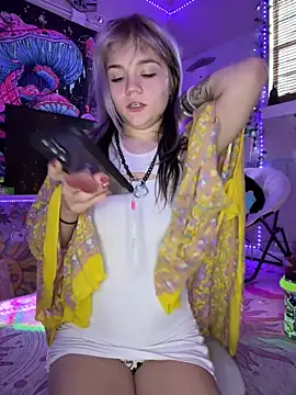 Cutiepiespanks online show from 27, 11, 2025