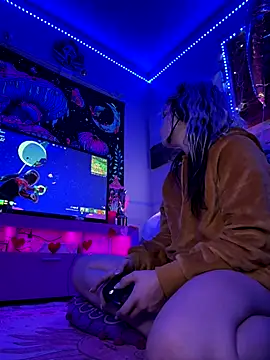 Cutiepiespanks online show from 9, 11, 2025