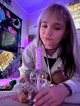 Cutiepiespanks online show from 28, 11, 2025