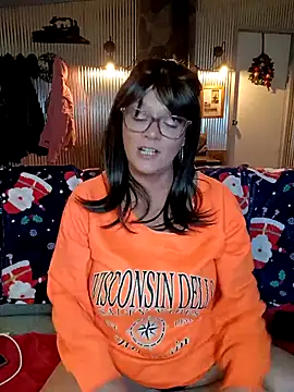 Snapshot of cowgirlc chatting on 7, 12, 2024 cowgirlc online show from 7, 12, 2024
