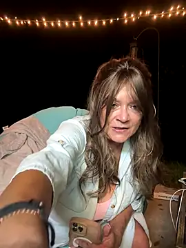Snapshot of cowgirlc chatting on 25, 9, 2025 cowgirlc online show from 25, 9, 2025