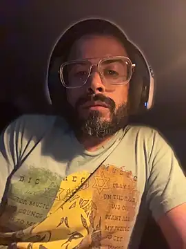 Snapshot of JayJayRod chatting on 6, 5, 2026 JayJayRod online show from 6, 5, 2026