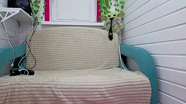 Misss Vikk online show from 12, 11, 2025