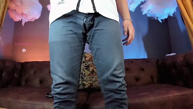 Snapshot of Tim_wolf chatting on 27, 10, 2025 Tim wolf online show from 27, 10, 2025