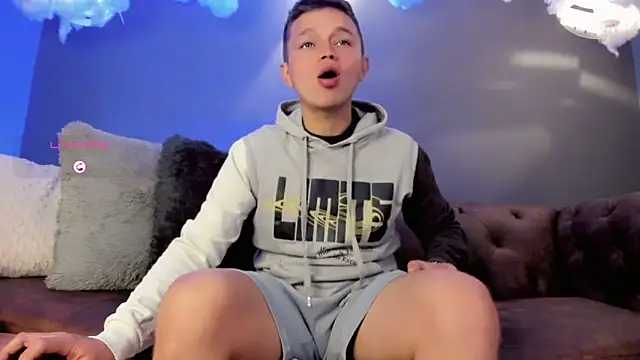 Snapshot of Tim_wolf chatting on 9, 11, 2025 Tim wolf online show from 9, 11, 2025