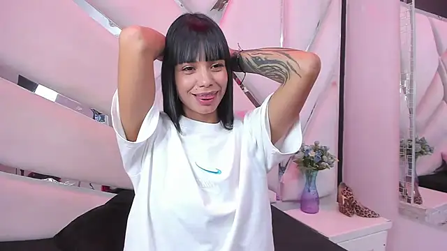kylie seex online show from 21, 6, 2026