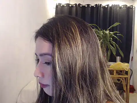 Snapshot of Urbabygirl_jenny chatting on 12, 6, 2026 Urbabygirl jenny online show from 12, 6, 2026