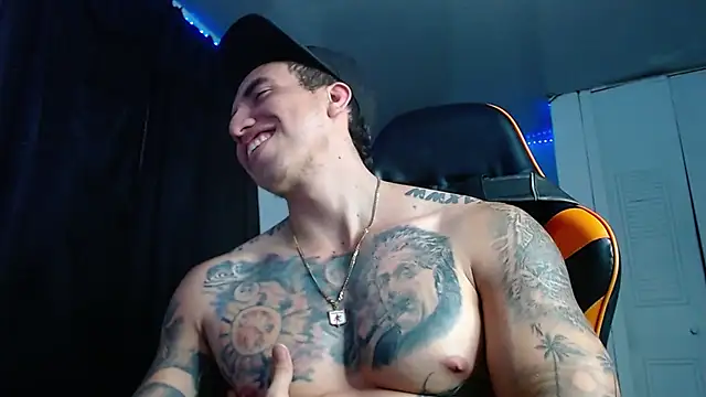 Snapshot of Adam_Hudsond chatting on 7, 11, 2025 Adam Hudsond online show from 7, 11, 2025