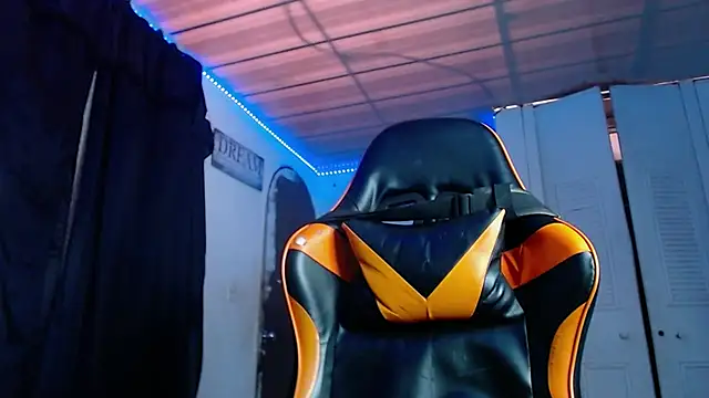 Snapshot of Adam_Hudsond chatting on 22, 10, 2025 Adam Hudsond online show from 22, 10, 2025