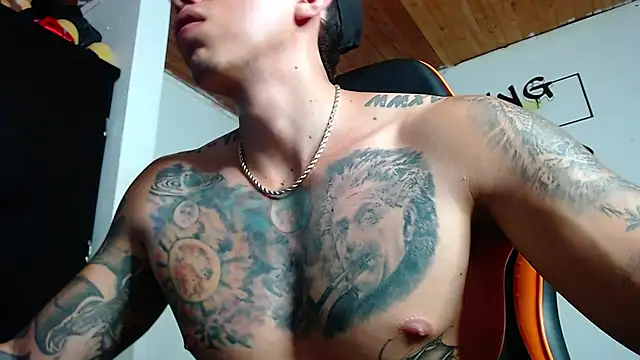 Snapshot of Adam_Hudsond chatting on 23, 1, 2025 Adam Hudsond online show from 23, 1, 2025