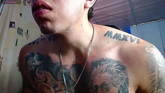 Snapshot of Adam_Hudsond chatting on 25, 11, 2025 Adam Hudsond online show from 25, 11, 2025