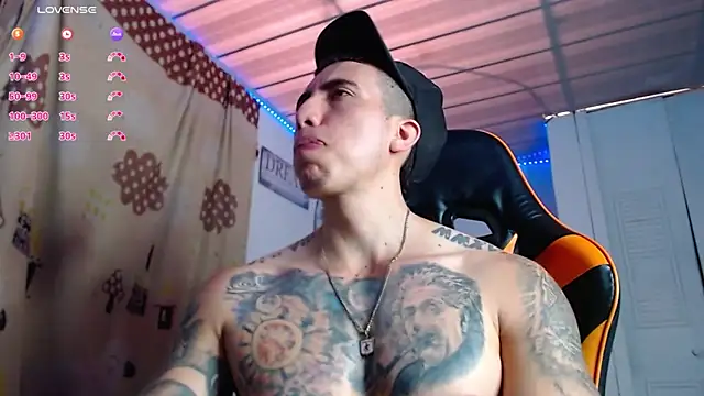 Snapshot of Adam_Hudsond chatting on 23, 11, 2025 Adam Hudsond online show from 23, 11, 2025