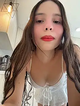 Snapshot of MiaJacksonn chatting on 7, 5, 2026 MiaJacksonn online show from 7, 5, 2026