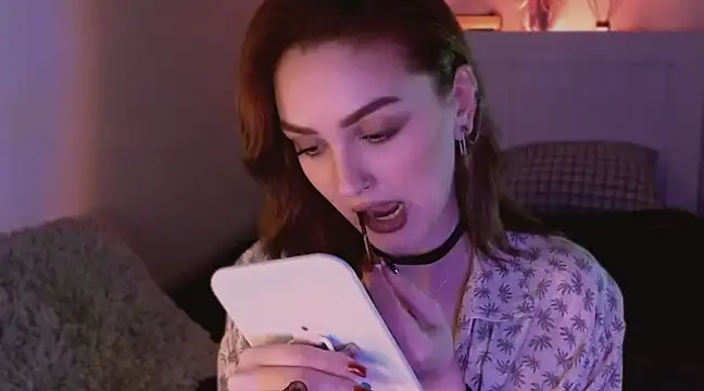 LilyFarey online show from 19, 12, 2024
