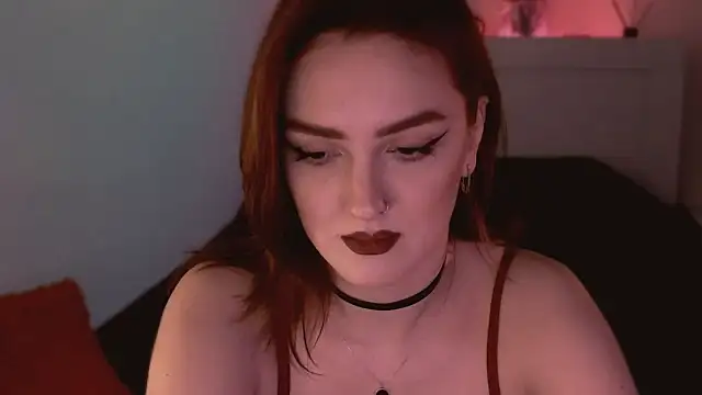 LilyFarey online show from 13, 12, 2024