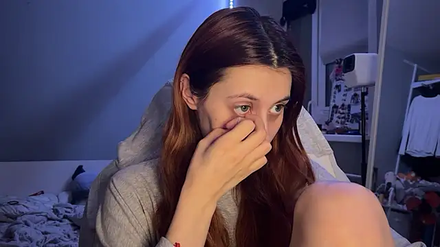 Uniarten online show from 21, 11, 2025