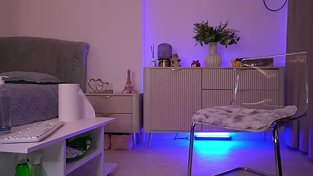 lildiaa online show from 4, 6, 2026